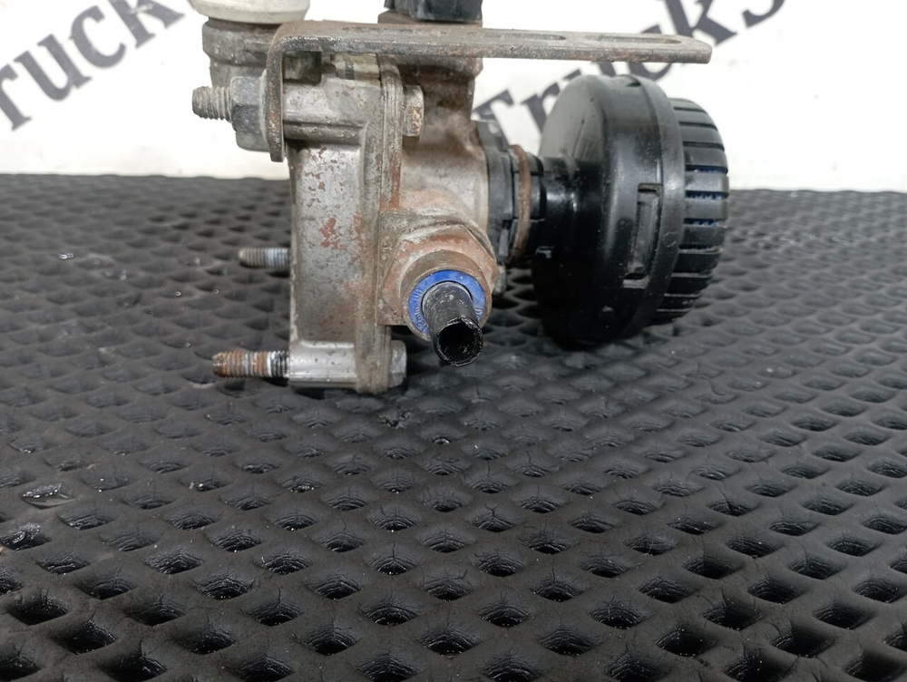 Клапан ускорительный 2017г