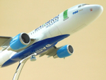 Модель самолета Airbus A320 (М1:100, Bamboo Airways)