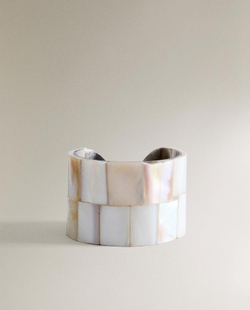 ZARA HOME ПЕРЛАМУТРОВЫЕ КОЛЬЦА ДЛЯ САЛФЕТОК (НАБОР ИЗ 4 ШТ.), СВЕТЛО-БЕЖЕВЫЙ