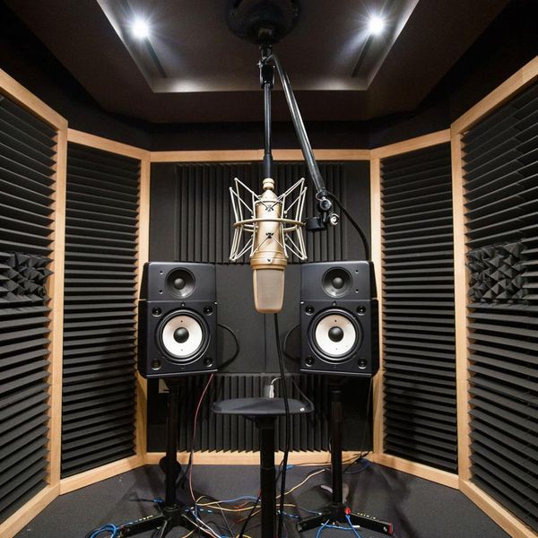 Акустическая кабинка для записи подкастов: идеальное решение для профессионалов