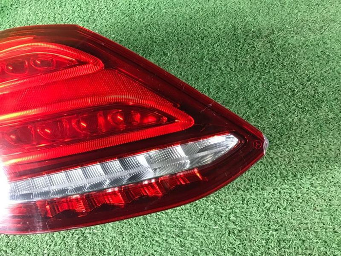 Фонарь левый Mercedes C W205 (2014-2018)