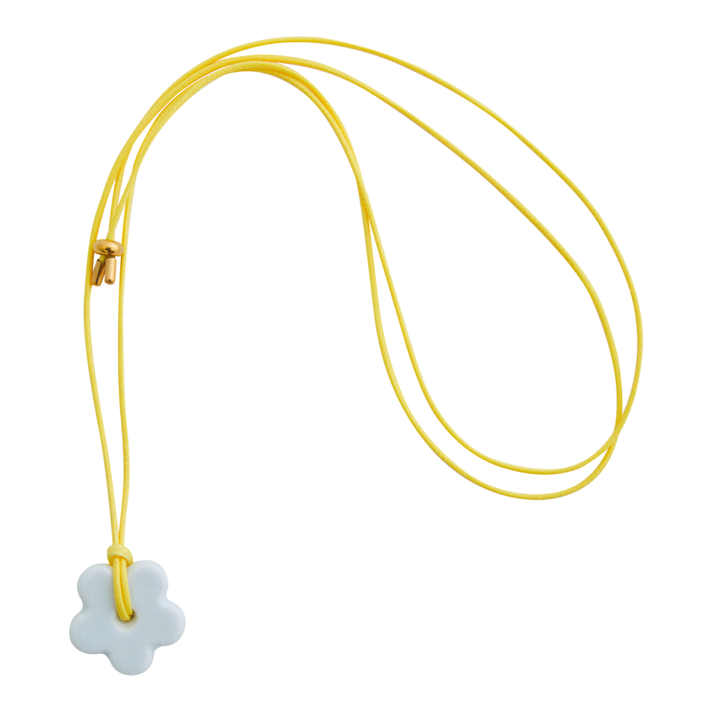 Подвеска цветок, на шнурке