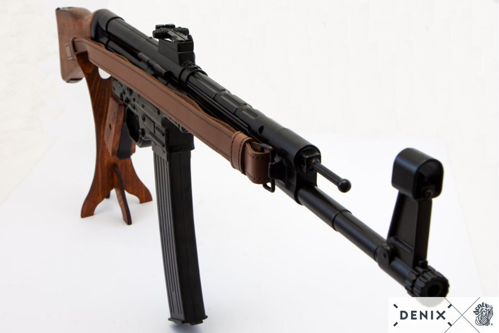 Немецкая штурмовая винтовка STG-44
