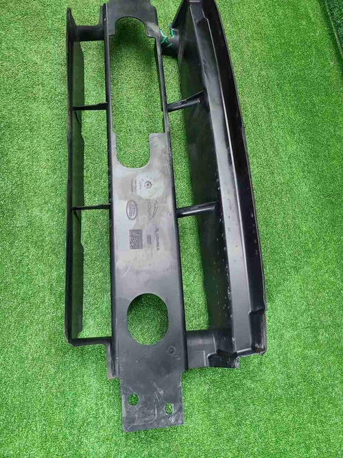 Воздуховод радиатора Range Rover Vogue L405 12-22