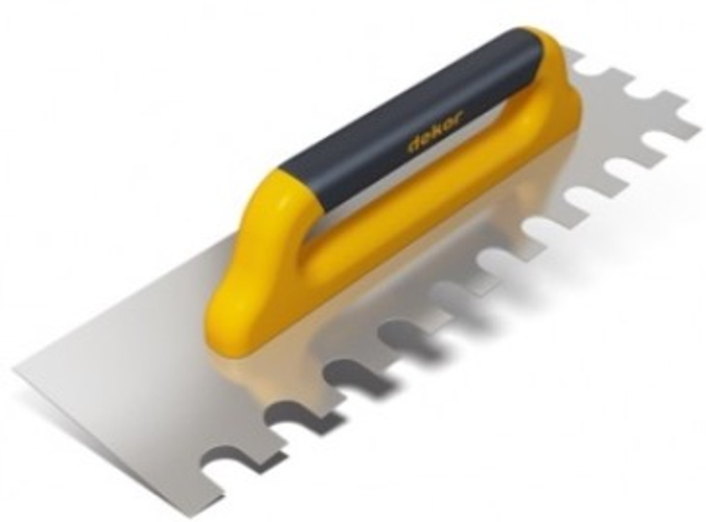 Терка зубчатая с пластиковой ручкой 300 мм Dekor