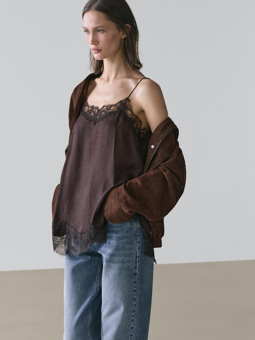 Massimo Dutti Топ в бельевом стиле с контрастной отделкой кружевом, коричневый