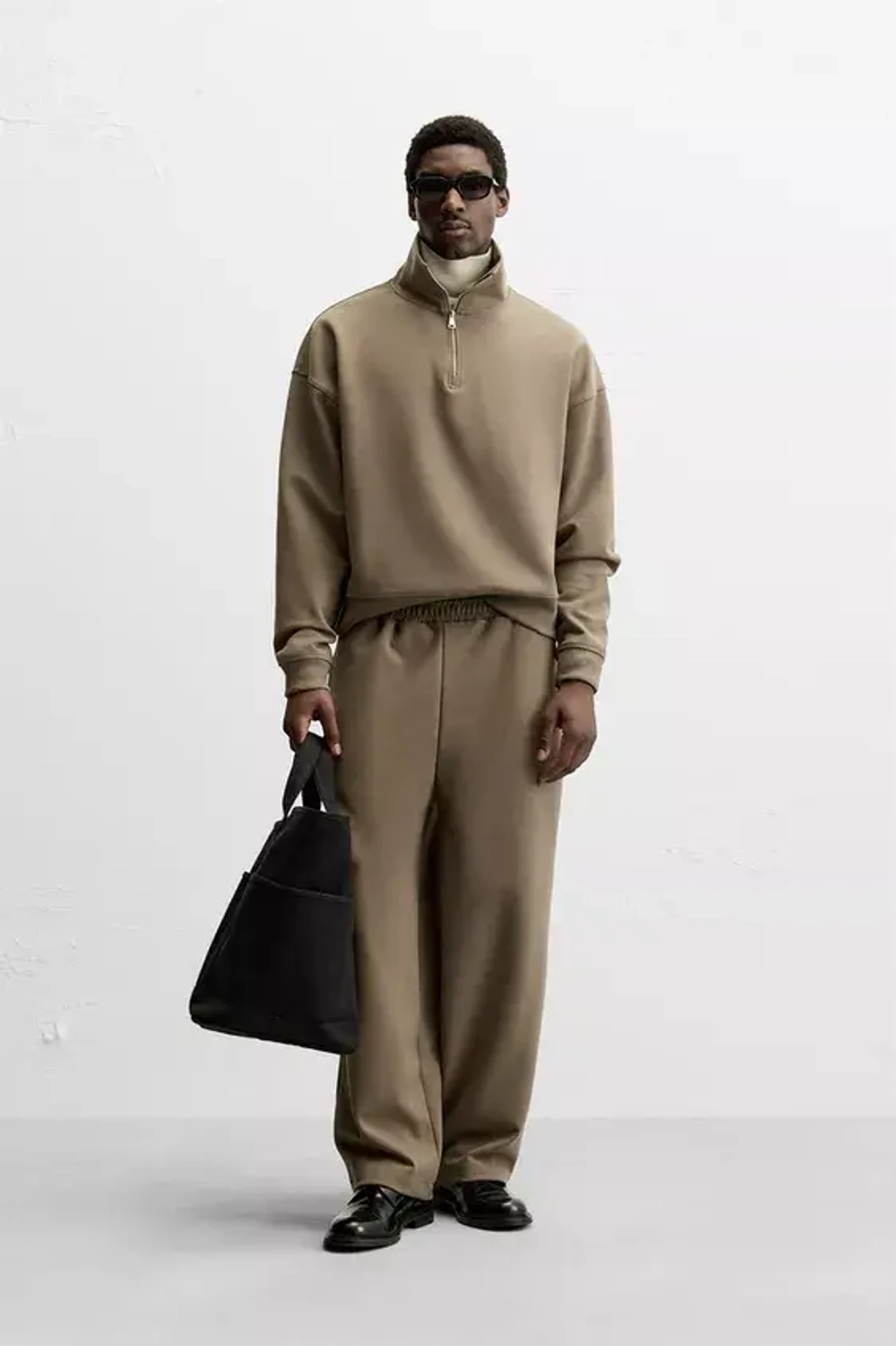 ZARA ТОЛСТОВКА КОМФОРТНОЙ ПОСАДКИ ИЗ ВЫСОКОТЕХНОЛОГИЧНОЙ ТКАНИ, ТЕМНЫЙ ХАКИ