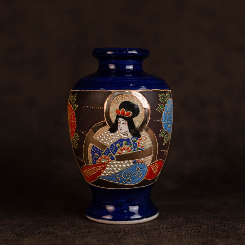 Парные вазы в стиле Сацума