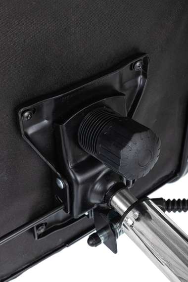 Кресло руководителя Бюрократ CH Balance-LUX черный KM-01 Neo Black сетка/ткань крестов. металл хром