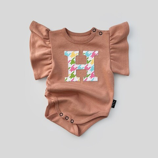 Боди с крылышками с аппликацией ручной работы