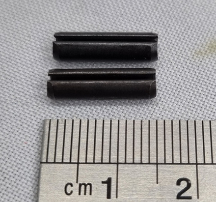 Штифт передней крышки цилиндра ротора  SP12