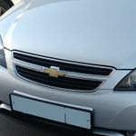 Джентра решётка знак шевроле серебро