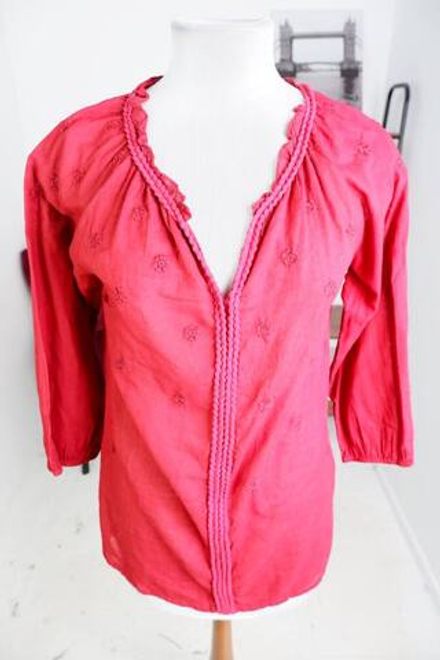 Блузка Sfera для яркого акцента, маркировка М, визуально на 46 размер