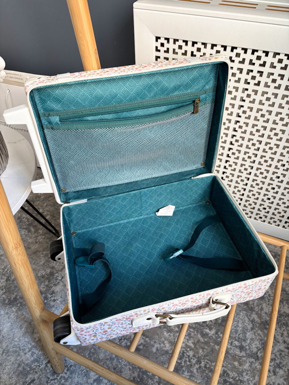 Детский чемодан на колесах Olli Ella