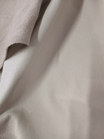 Кожа натуральная, лицевой велюр, 0,7 мм, светло-бежевый