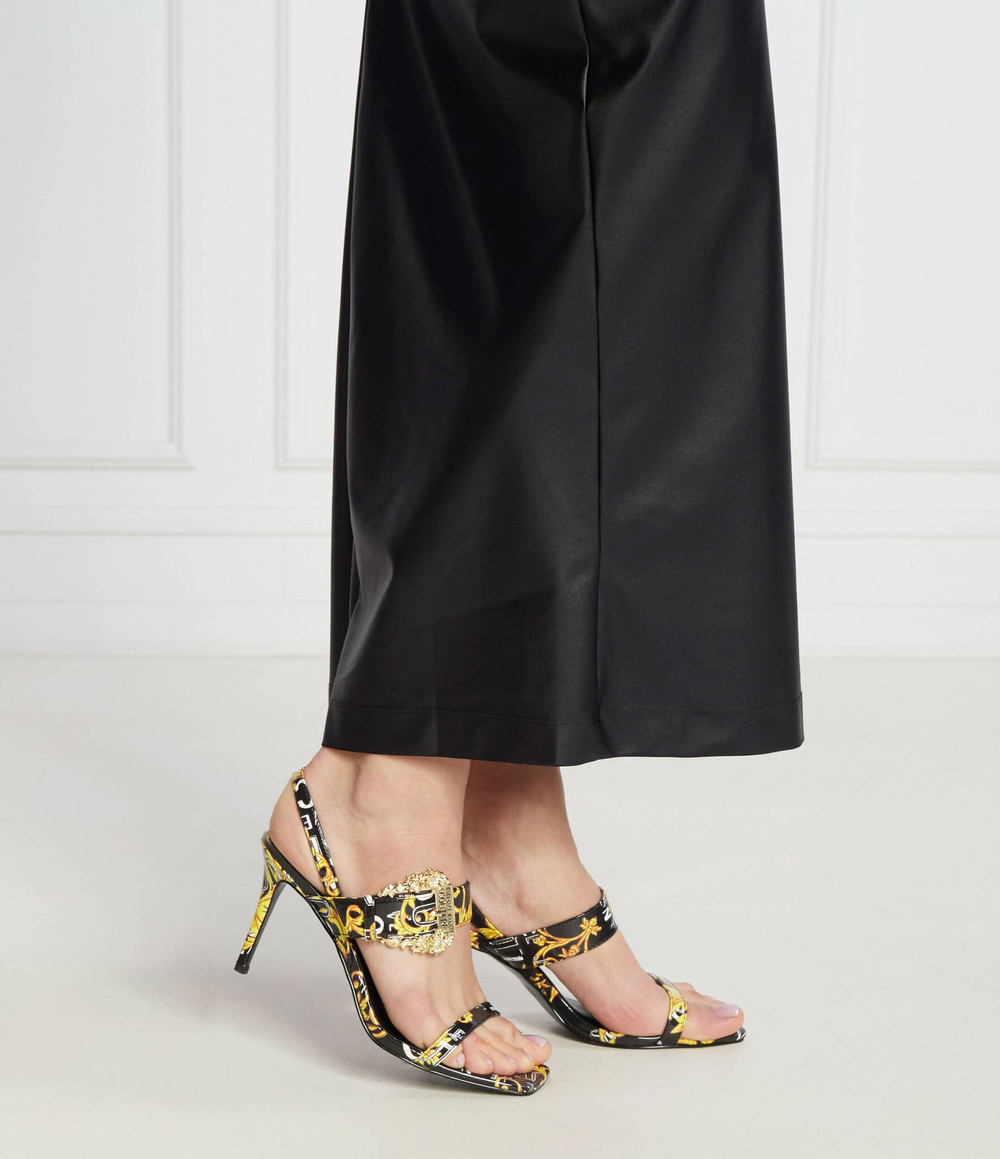 Босоножки на шпильках SCARPA Versace Jeans Couture - черный(76VA3S71ZS366)