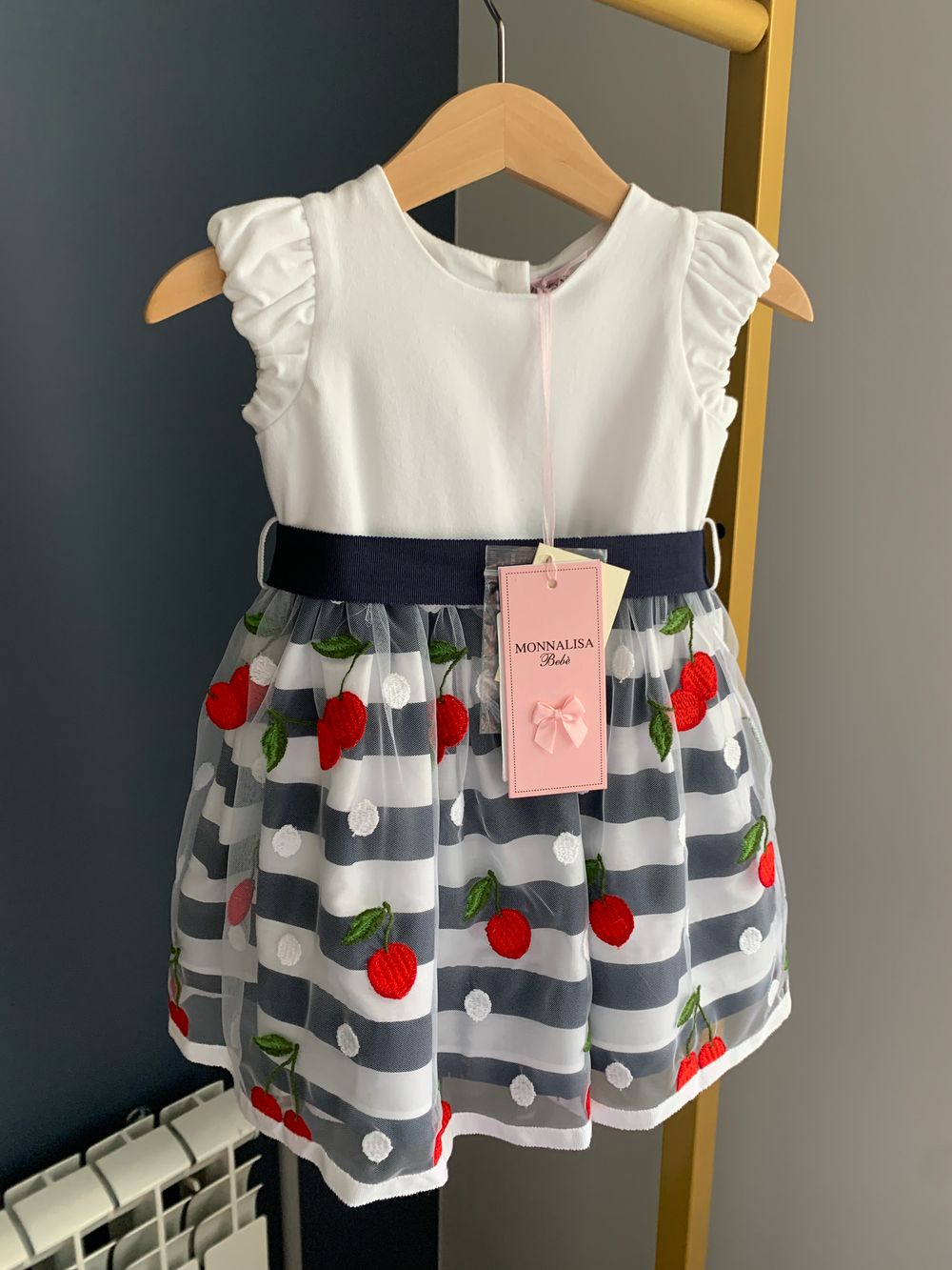 Новое платье Monnalisa, 86