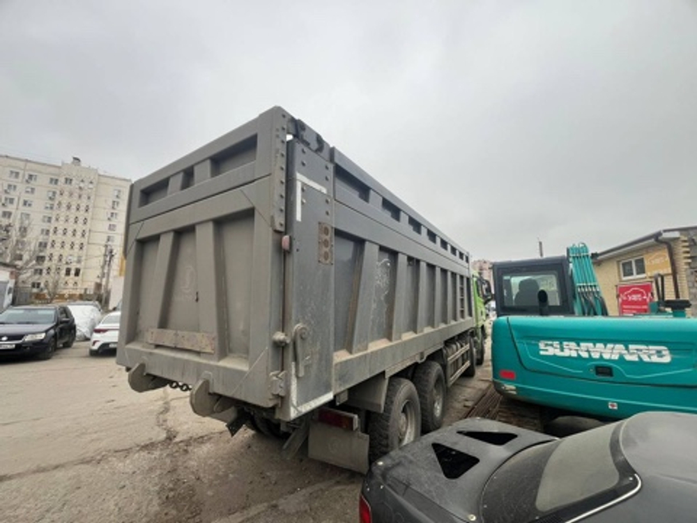 Shacman (Shaanxi) SX* 8x4 Самосвал SX33186V366 (Дизельный, 11,6 л, 423 л.с., МТ)