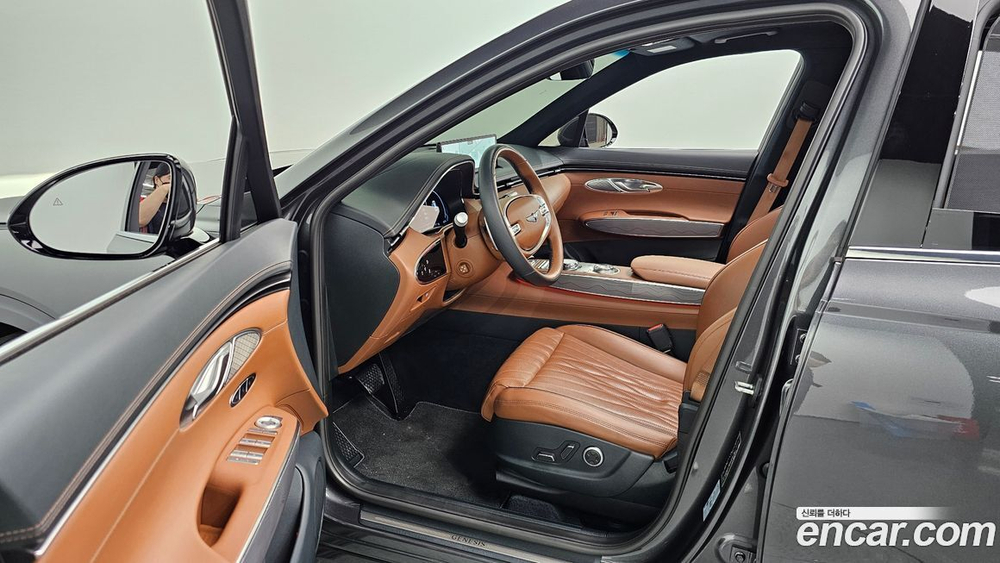 Genesis GV70 2.5T Бензин AWD (04.2021)