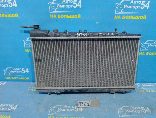 Радиатор двигателя NISSAN SUNNY 1991