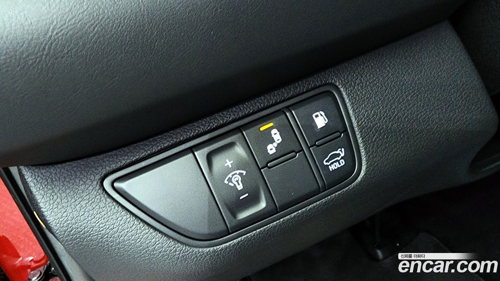 Genesis G70 2.0T AWD (10.2019)