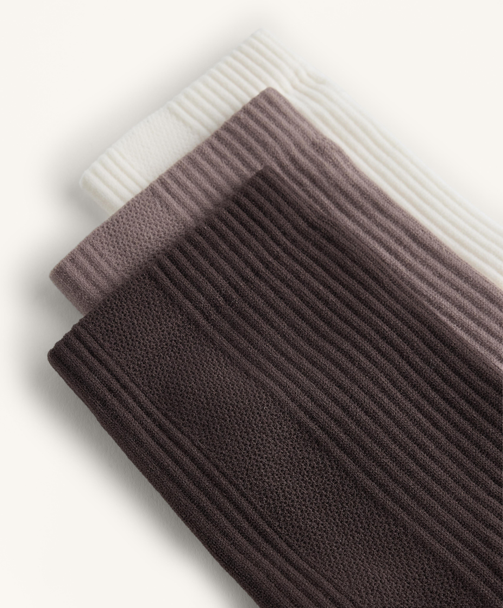 OYSHO Три пары пары спортивных носков Classic из смесового полиамида, коричневый