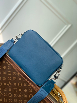 Louis Vuitton Fastline Messenger Bag
