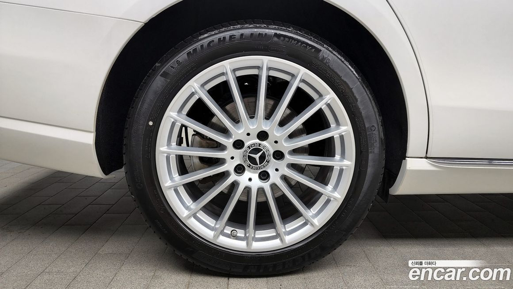 Mercedes-Benz E-Class W213 E250 Exclusive (11.2020)