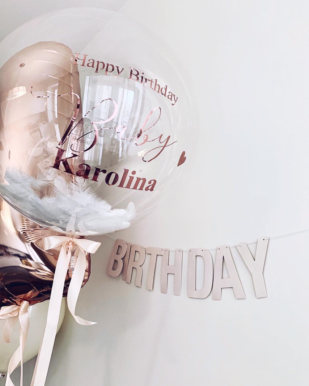 Bubbles Баблс 24" 55 см. с перышками + надпись