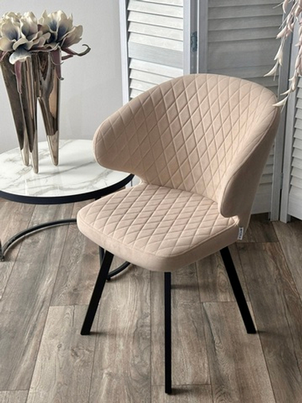 Стул М-City DISAUR Хилтон поворотный на 360 градусов, B03 Бежевый, Велюр, Черный каркас