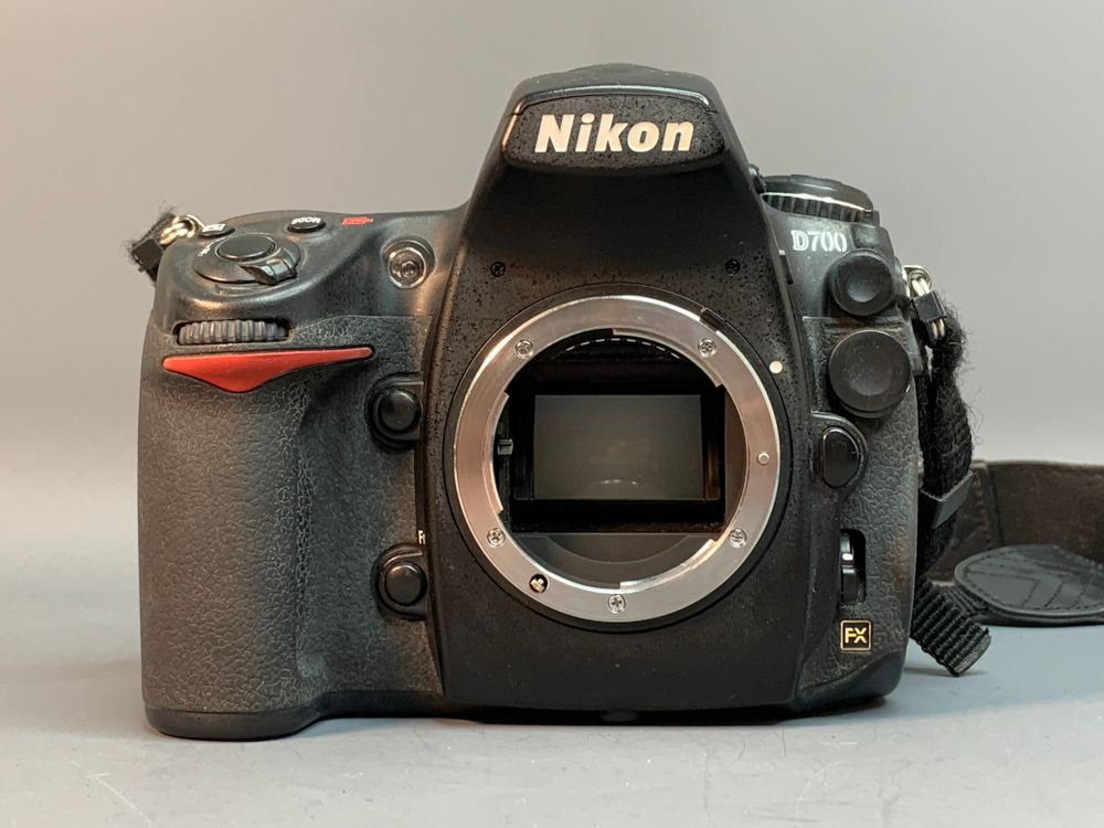 Nikon D700 105.000 кадров