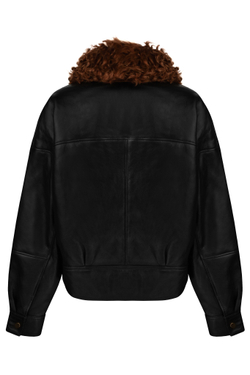 Короткая чёрная дублёнка из овчины тиградо