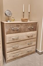 Дакота Комод