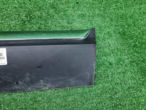 Накладка двери передняя правая Hongqi HS5 (19-нв)