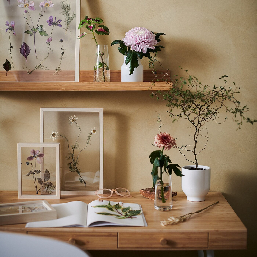 IKEA LOMVIKEN  (ИКЕА ЛОМВИКЕН)  -  Рамка, белая, 30x40 см