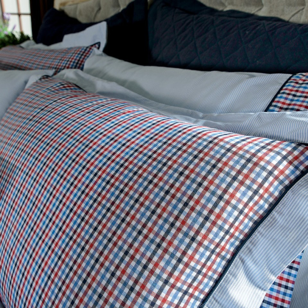 Наволочка декоративная 50x70 Casual Avenue Richmond white-sky бело-синяя вид