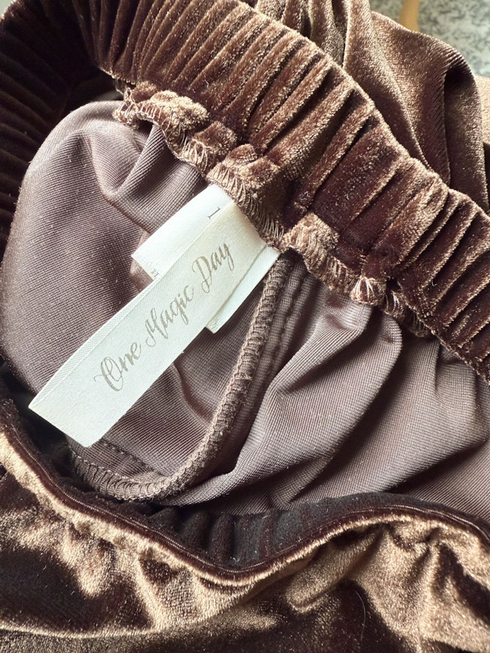 Брюки бархатные One Magic Day, 116