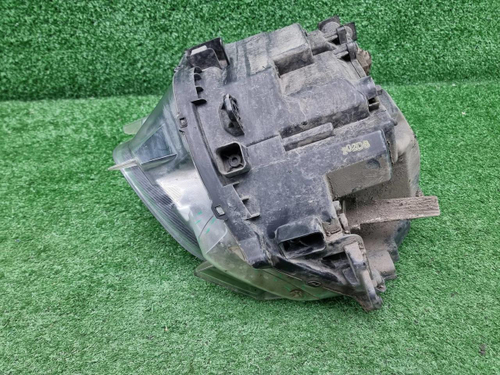 Фара правая Hyundai Santa Fe 4 TM (18-21) LED