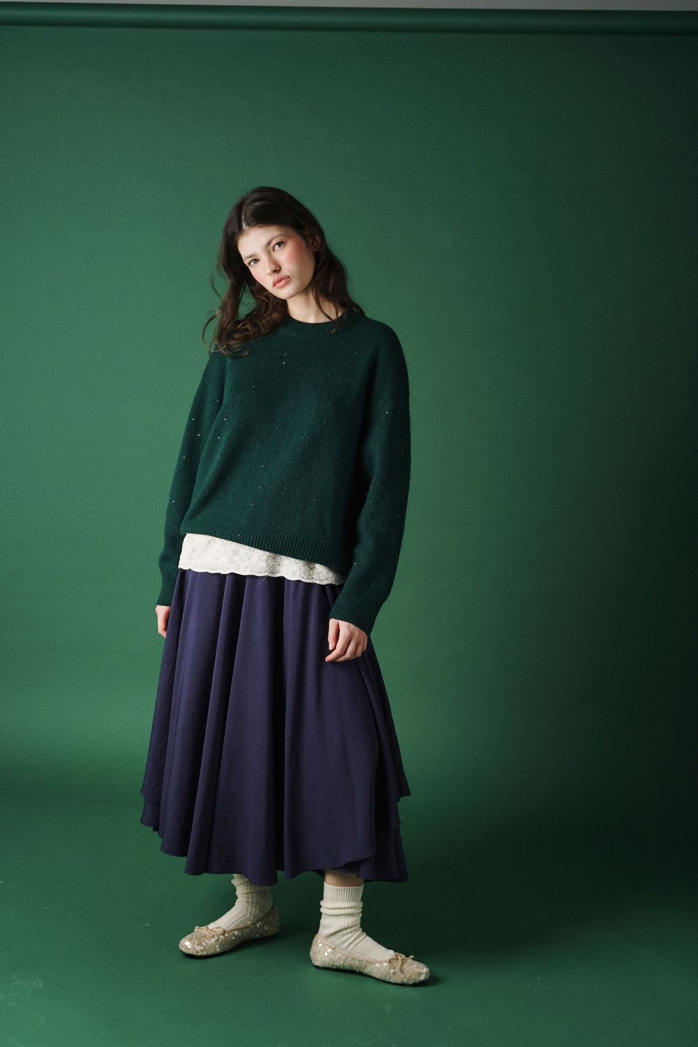 Пуловер "Бенгальские огни" из кашемира с мериносом темно-зеленого цвета и золотыми пайетками ПРЕДЗАКАЗ