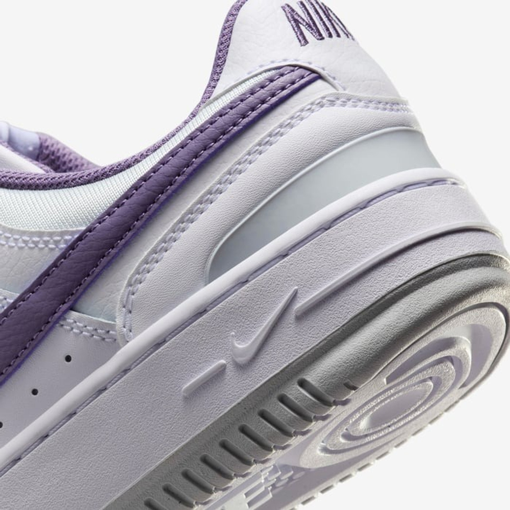 Кроссовки женские NIKE WMNS NIKE GAMMA FORCE