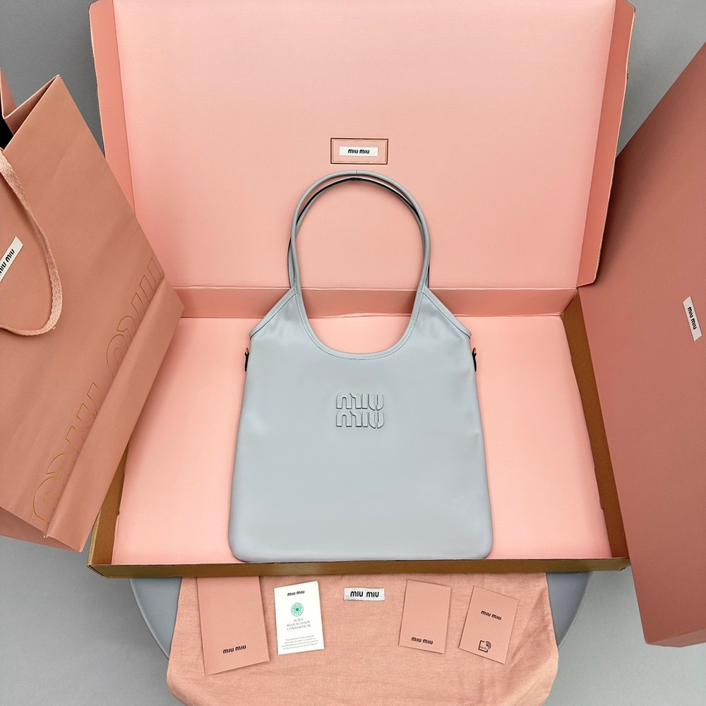 Miu Miu Ivy Bag 40 cm