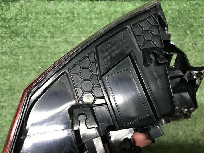 Фонарь левый внешний Toyota RAV4 5 XA50 (18-нв)