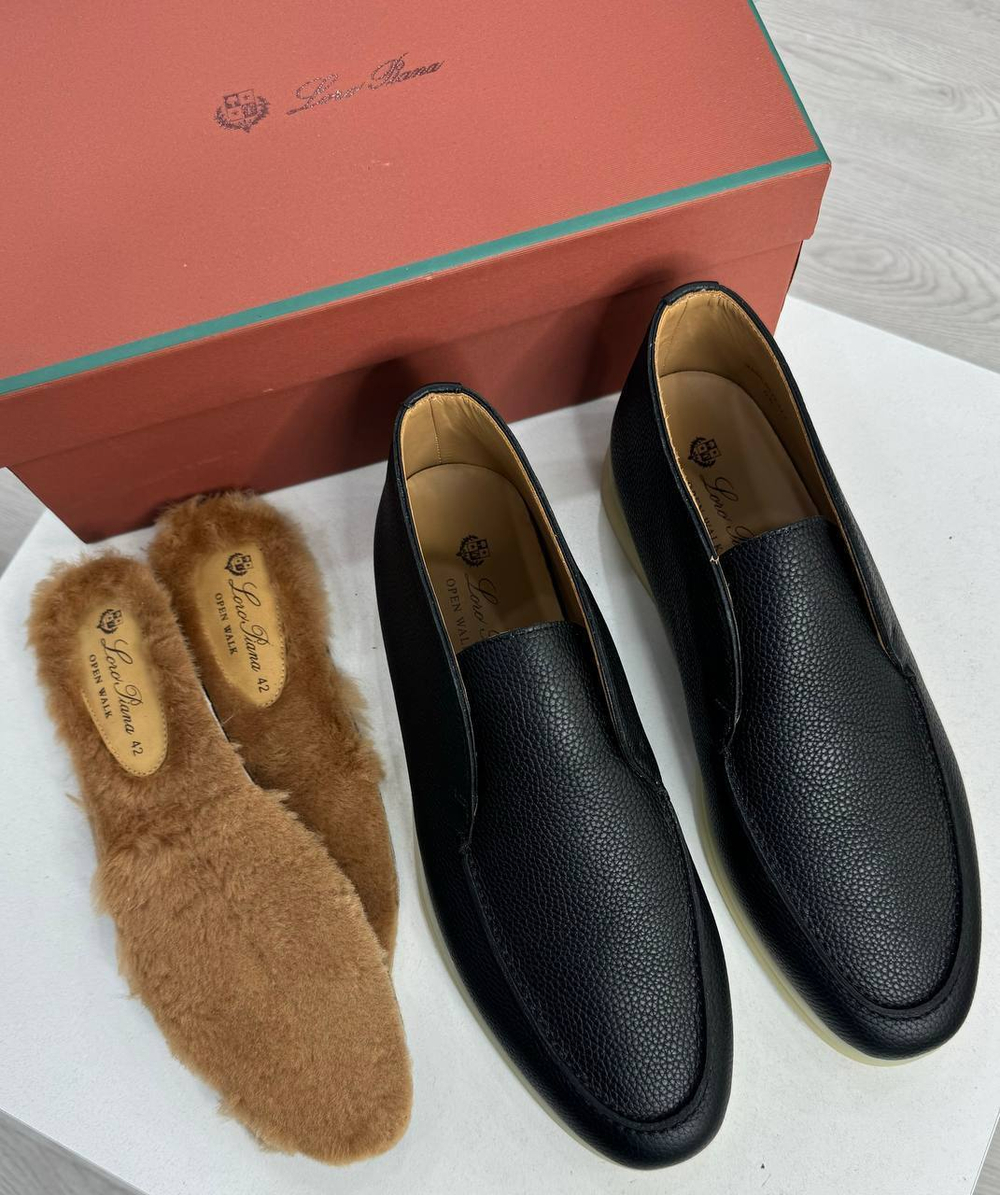 Лоферы Loro Piana с меховой стелькой