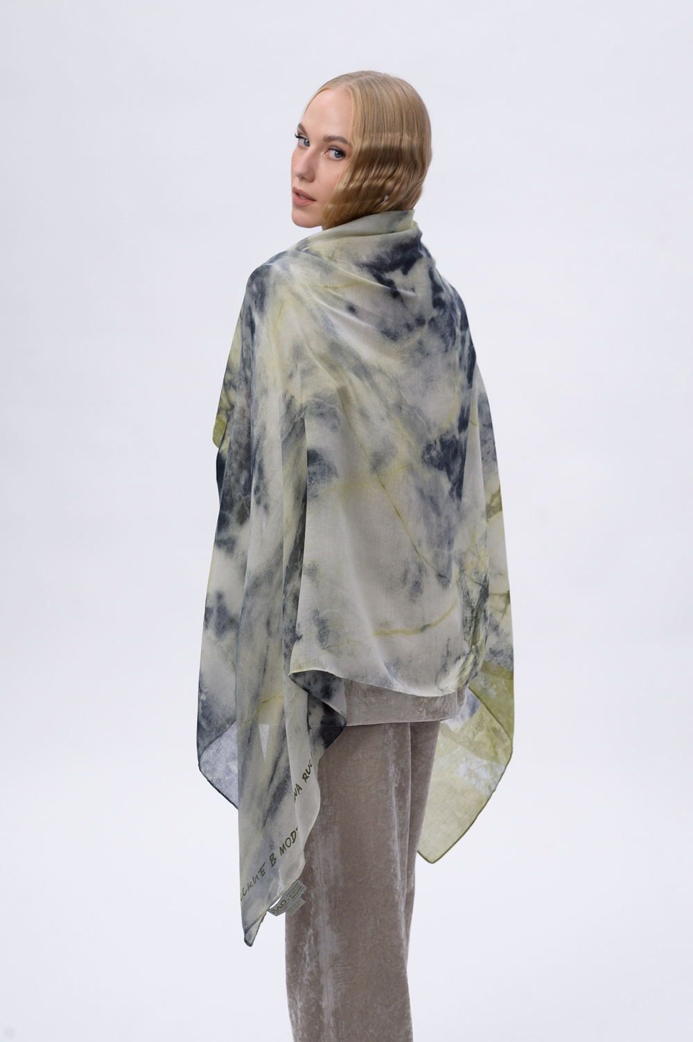 Шарф «Брусит Малого Хингана»