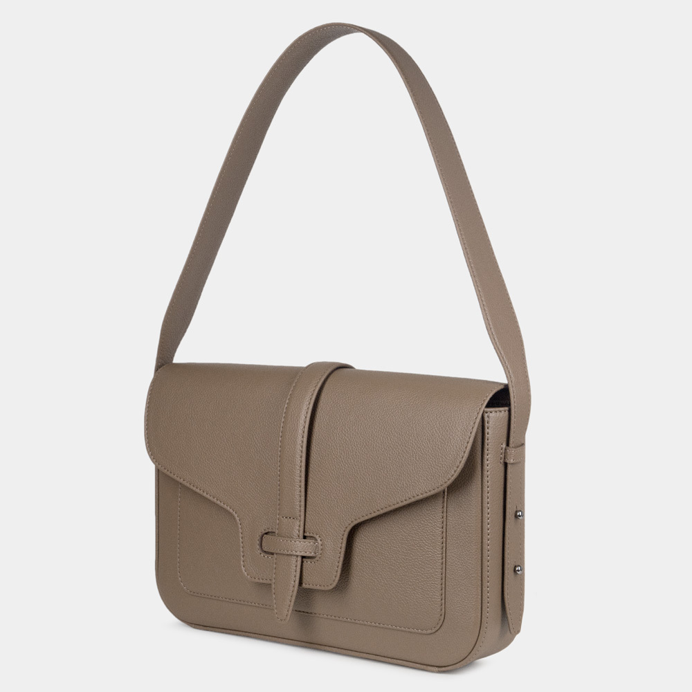 Сумка Universel с двумя плечевыми ремнями из кожи теленка, цвета латте