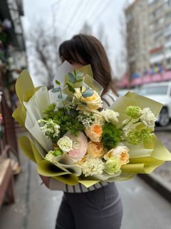 Авторский букет цветов "Сандерси"/Цветы луны