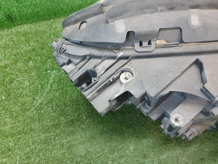 Битая Фара левая Mercedes S W222 (2017-2020) LED