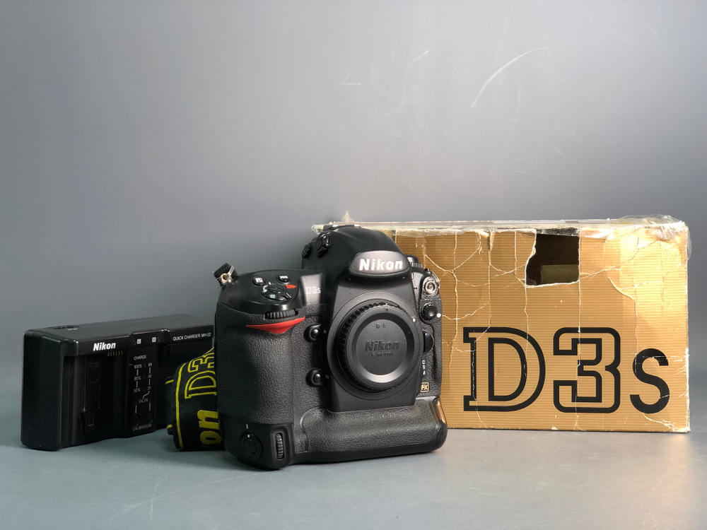 Nikon D3s 89.000 кадров