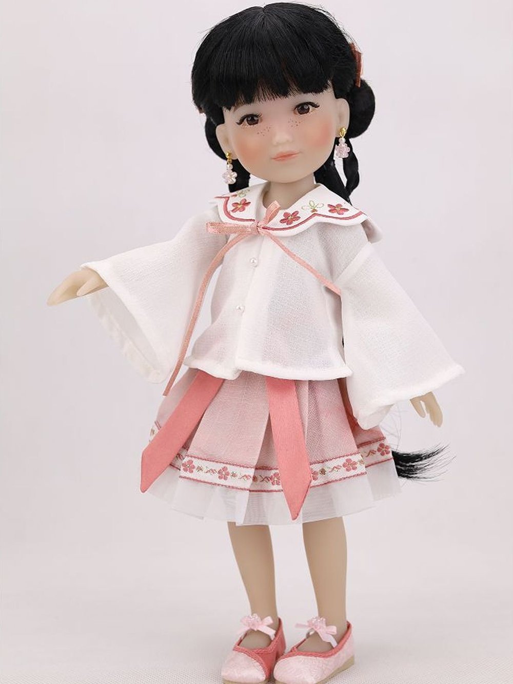 Кукла Ruby Red Джи Джи 31см (9034)