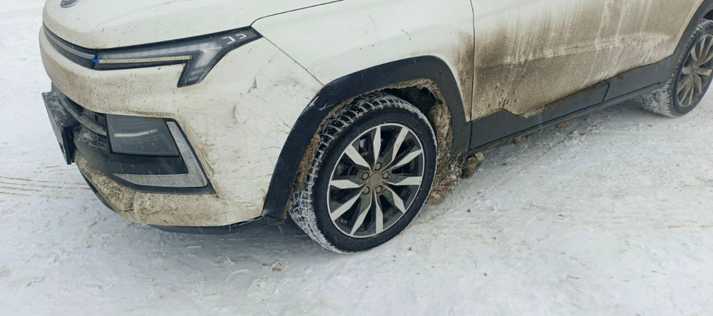 Москвич 3 1,5 CVT Стандарт